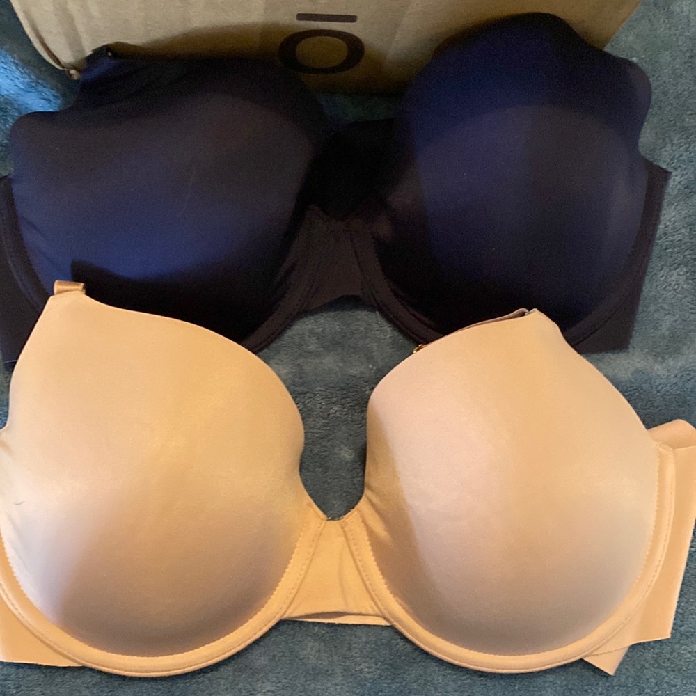 Soma 36C set of two bras one tan, one navy blue